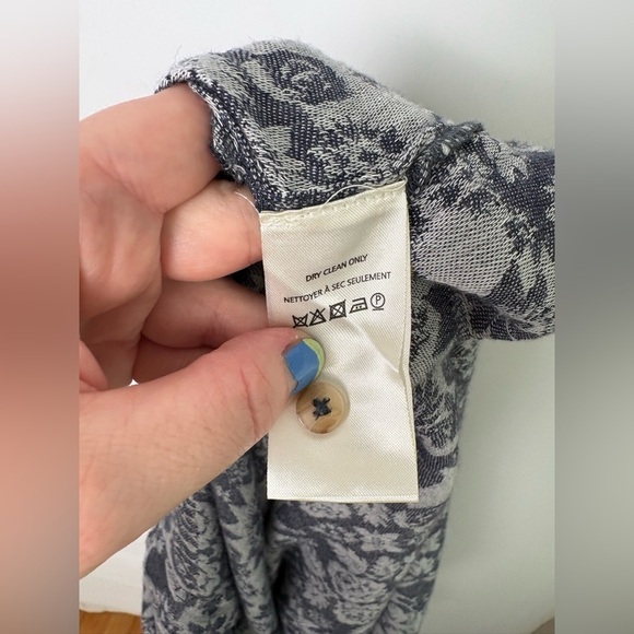 Anthropologie Pilcro Oversized Button Up Blue Floral Bird Print - Picture 4 of 5